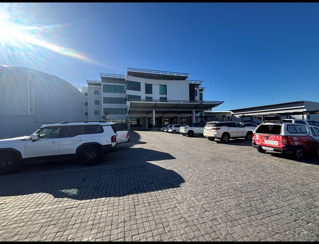 349M² OFFICE TO LET IN AIRPORT INDUSTRIA